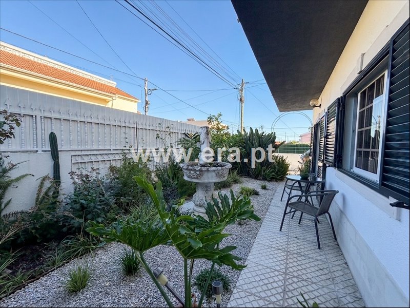 Moradia T5 à venda em Fernão Ferro, Seixal — foto 17