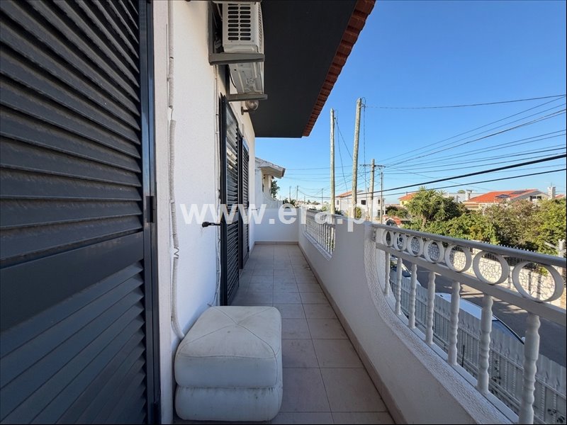 Moradia T5 à venda em Fernão Ferro, Seixal — foto 16