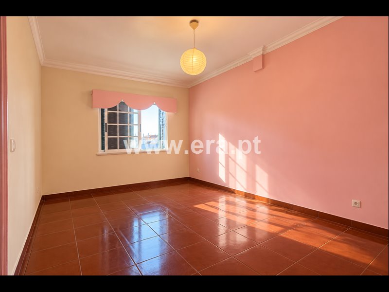 Moradia T5 à venda em Fernão Ferro, Seixal — foto 14