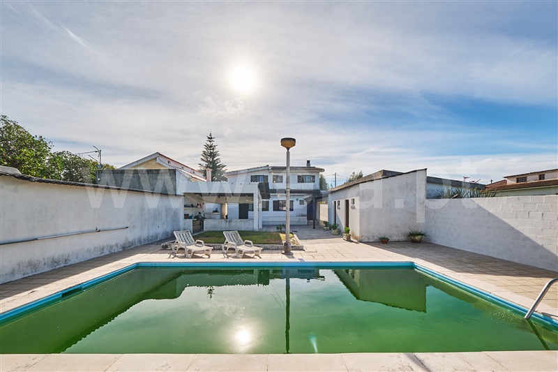Moradia T5 à venda em Fernão Ferro, Seixal — foto 18