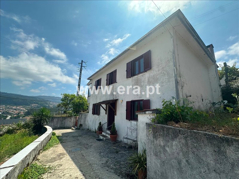Moradia T5 à venda em Macieira de Cambra, Vale de Cambra — foto 2