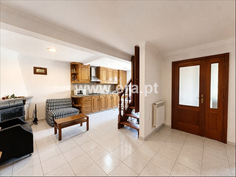 Moradia T5 à venda em Macieira de Cambra, Vale de Cambra — foto 4
