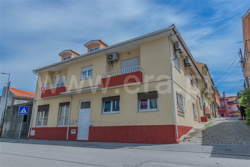 Moradia Isolada T5 / Valpaços, Valpaços e Sanfins