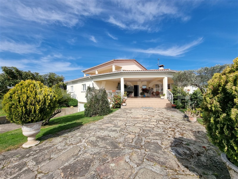 Moradia Isolada T5 Valpaços, Vilarandelo - 1396997 - 1