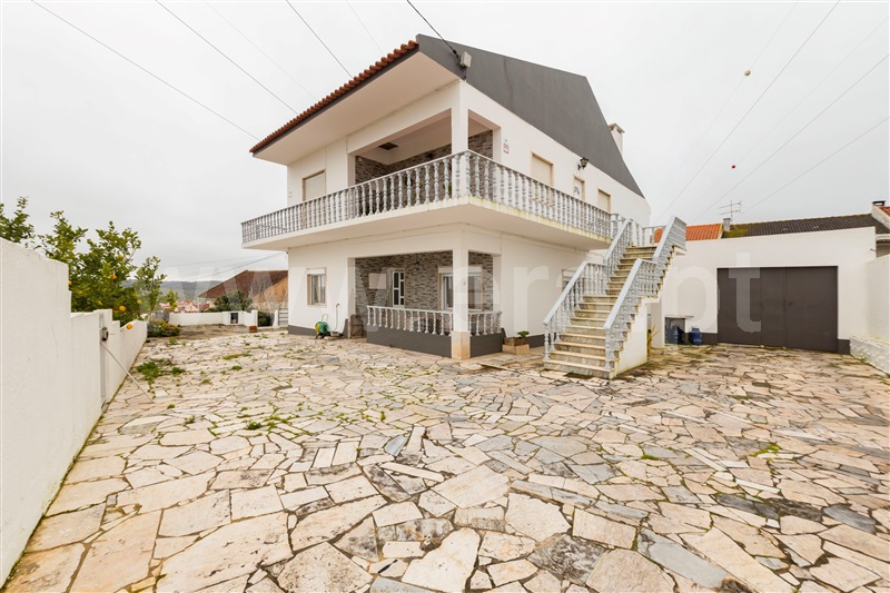 Moradia Isolada T5 / Vila Franca de Xira, Vialonga