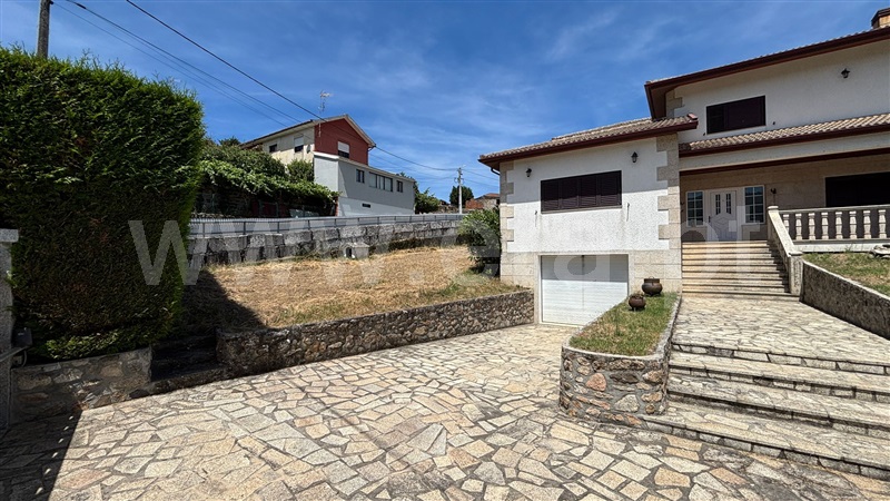 Moradia T5 à venda em Bornes de Aguiar, Vila Pouca de Aguiar — foto 2