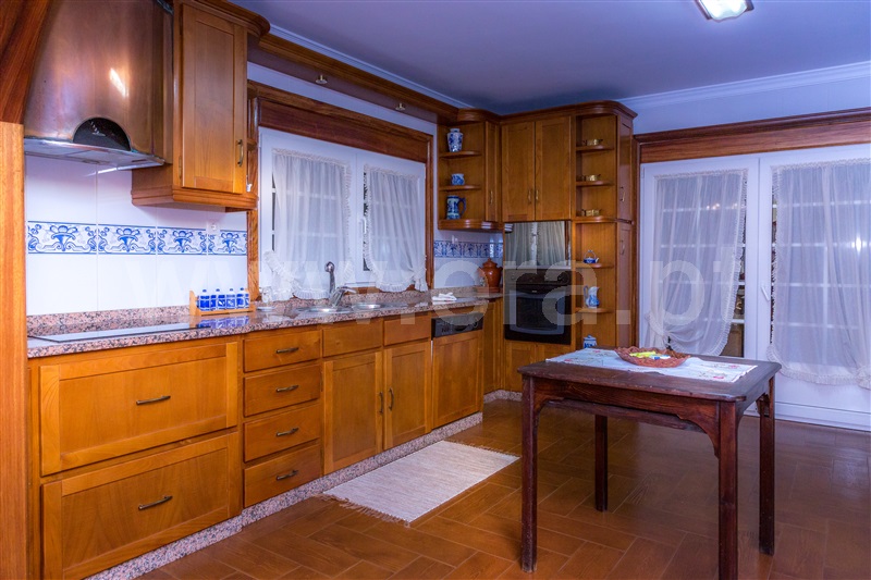 Moradia T5 à venda em Andrães, Vila Real — foto 12
