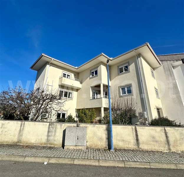 Moradia Isolada T5 / Vila Real, Arroios