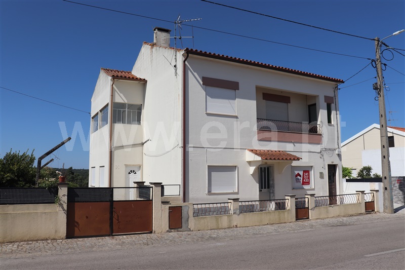 Moradia Isolada T6 / Abrantes, Arreciadas