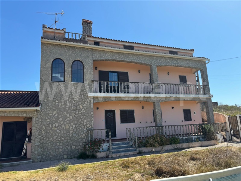 Moradia Isolada T6 / Alenquer, Meca