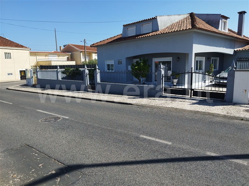 Moradia Isolada T6 Bombarral, Bombarral e Vale Covo - 1426467 - 2