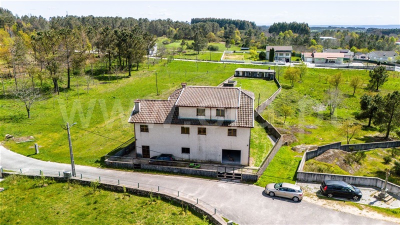Moradia Isolada T6 / Castro Daire, Castro Daire