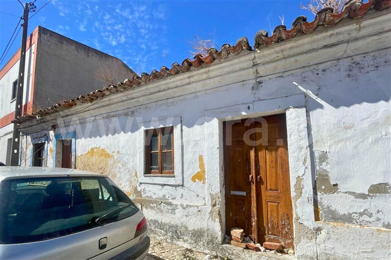 Moradia Isolada T6 / Coruche, Couço