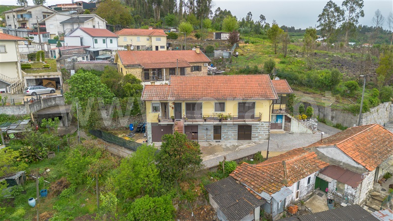 Moradia Isolada T6 / Felgueiras, Torrados e Sousa