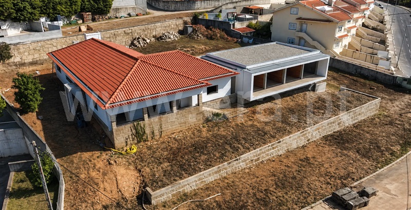 Moradia Isolada T6 / Gondomar, Melres