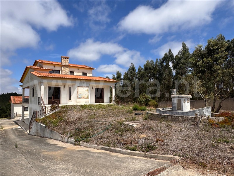Moradia Isolada T6 / Lourinhã, Santa Bárbara