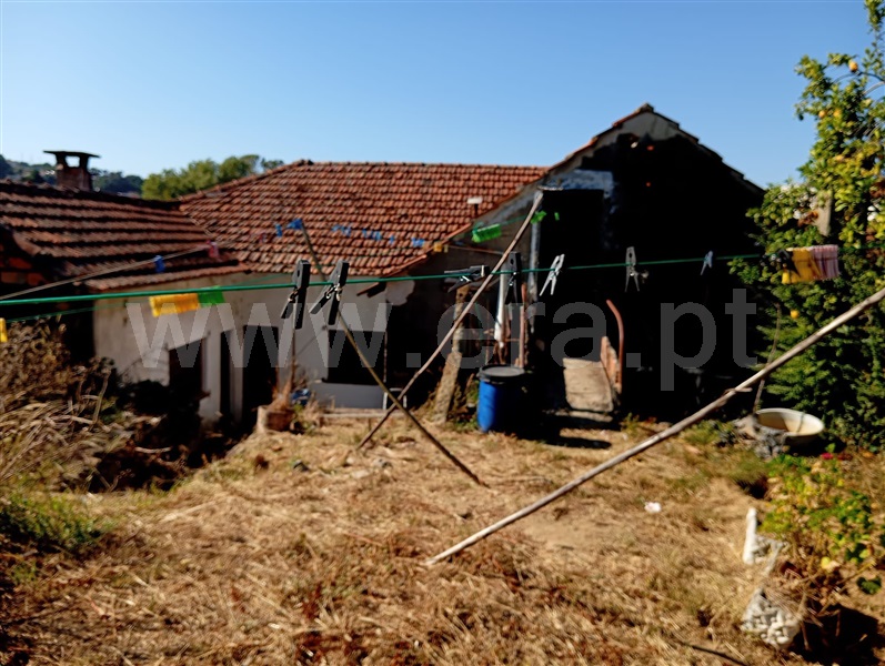 Moradia Isolada T6 Oliveira de Azeméis, Vila de Cucujães - 1487719 - 2
