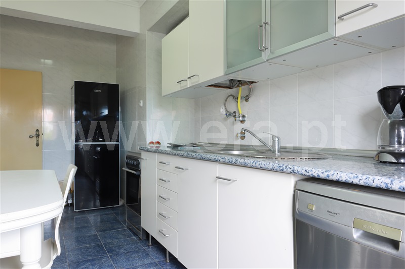 Moradia T6+ à venda em Sesimbra - Lagoa de Albufeira, Sesimbra — foto 4