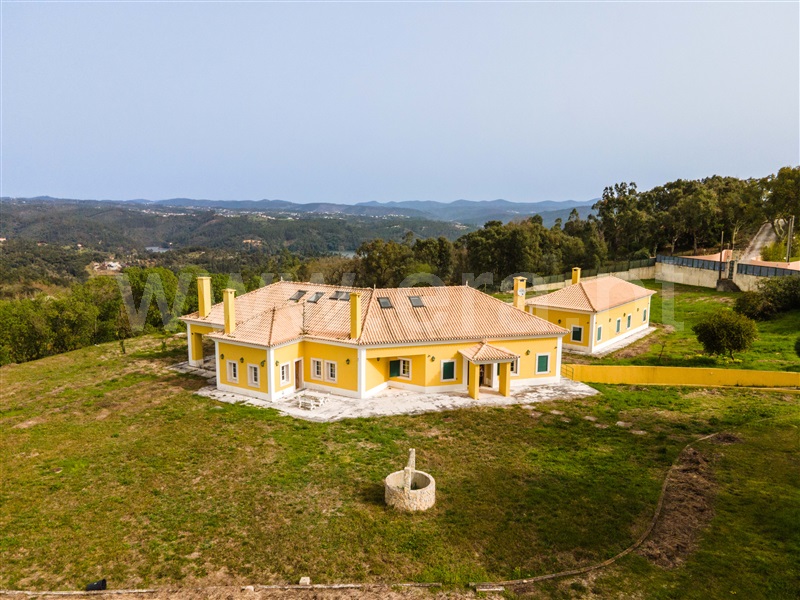 Moradia Isolada T6 / Tomar, Serra e Junceira