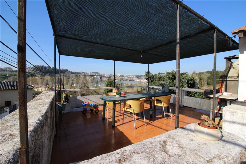 Moradia Isolada T6 / Vila Nova de Gaia, Oliveira do Douro