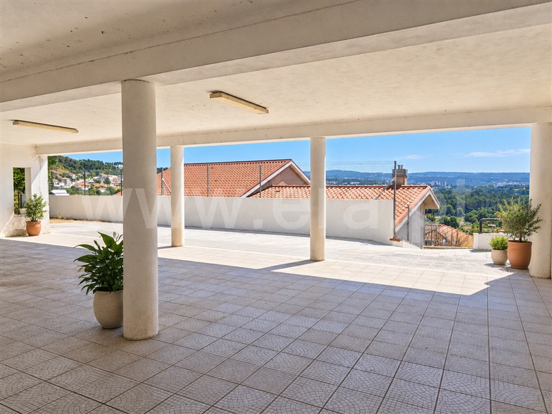 Moradia T6+ à venda em Lordelo, Vila Real — foto 2