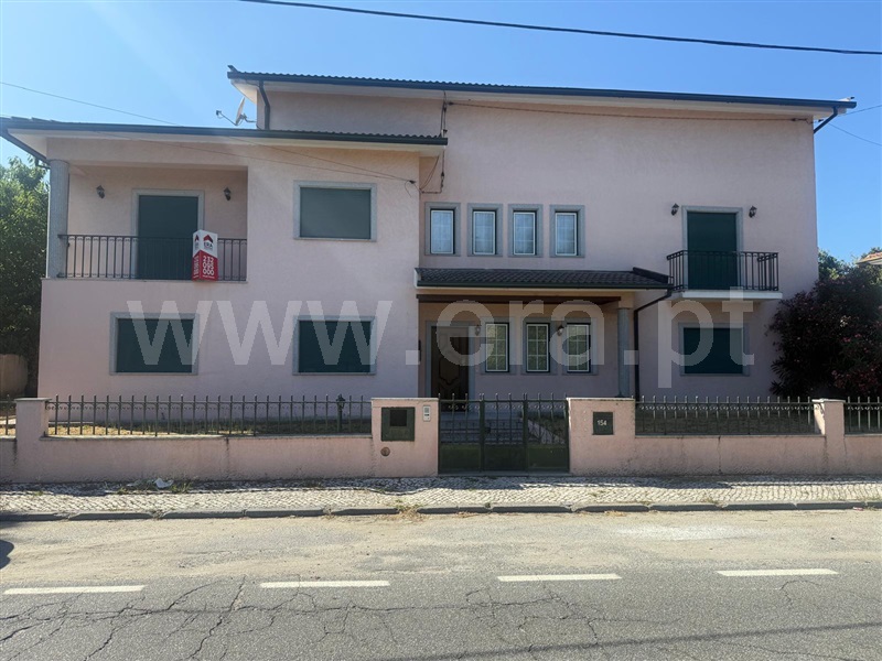 Moradia Isolada T6 / Viseu, São João de Lourosa