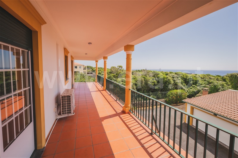 Moradia Isolada T6 Praia da Vitória, Porto Martins - 1497241 - 40