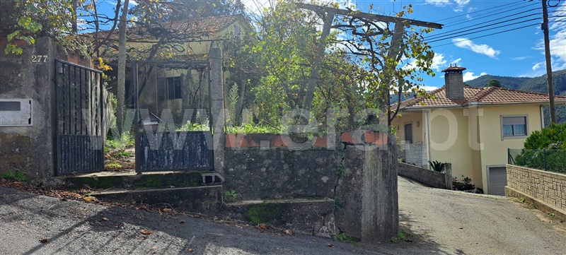 Moradia Isolada / Vale de Cambra, São Pedro de Castelões