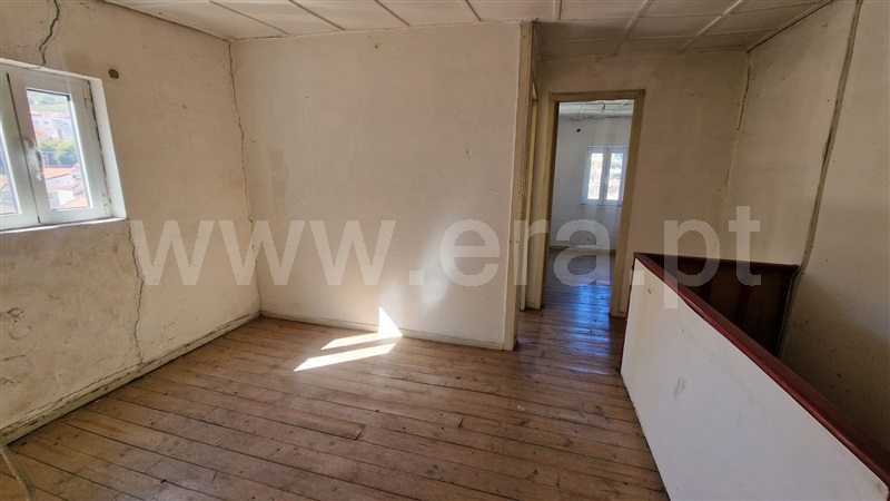 Moradia à venda em Lamego (Almacave e Sé), Lamego — foto 5