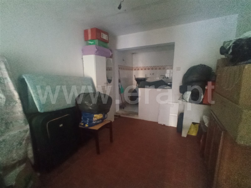 Prédio  Loures, Camarate, Unhos e Apelação - 1432135 - 8
