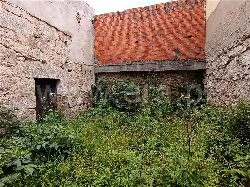 Moradia  Mangualde, Tavares (Chãs, Várzea e Travanca) - 1442625 - 4