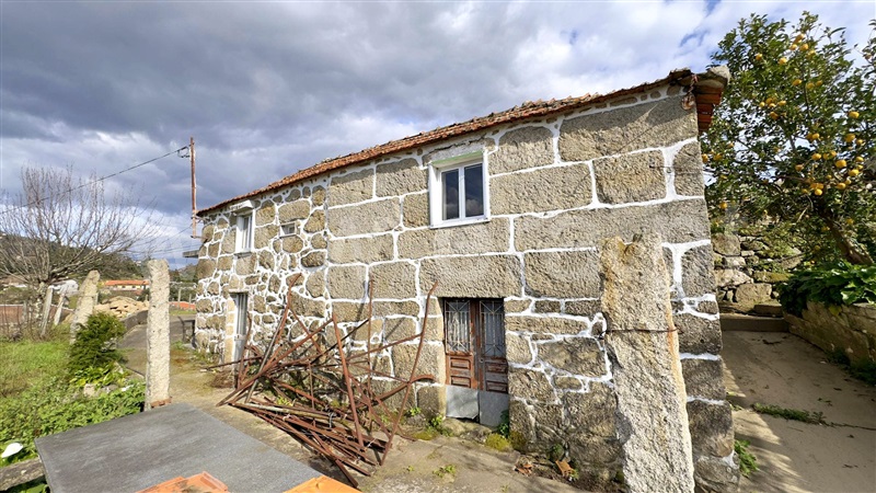 Moradia / Marco de Canaveses, Alpendorada, Várzea e Torrão