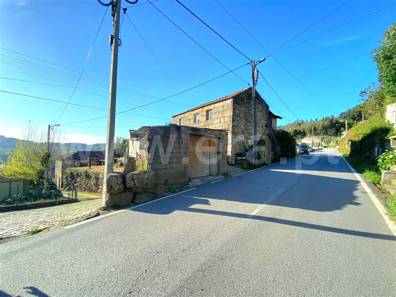 Moradia / Marco de Canaveses, Penhalonga e Paços de Gaiolo