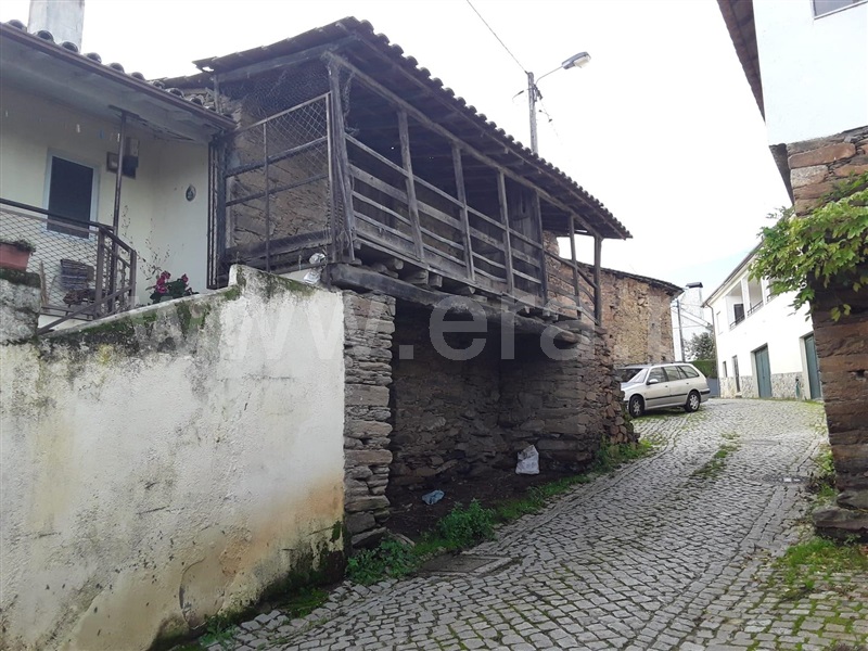 Moradia  Mirandela, Suçães - 1451801 - 15