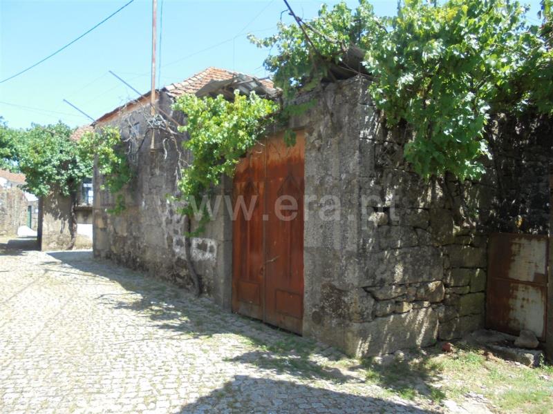 Moradia  Moimenta da Beira, Moimenta da Beira - 841161 - 8