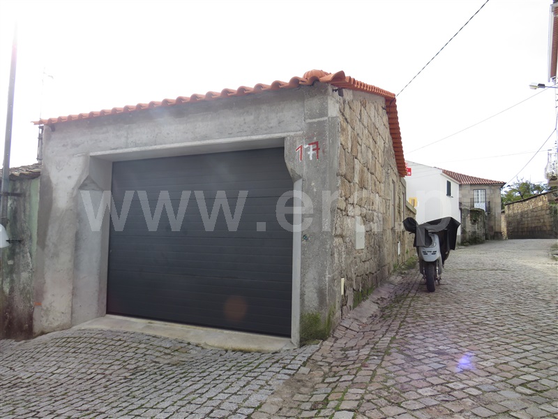 Moradia / Oliveira do Hospital, Ervedal da Beira