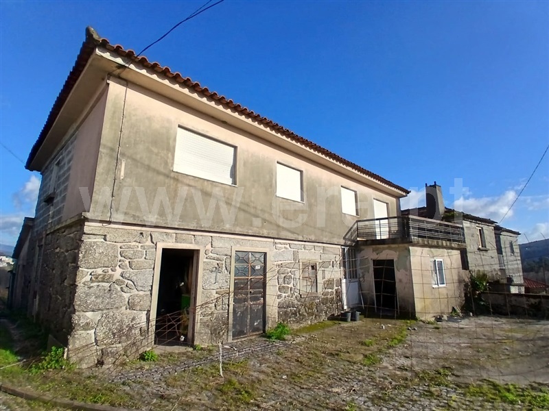 Moradia / Póvoa de Lanhoso, Taíde