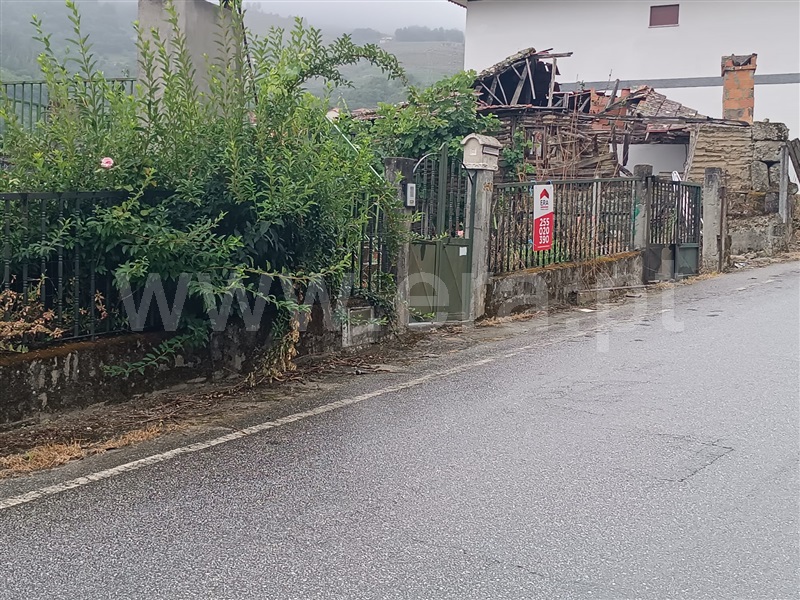 Moradia  Resende, São João de Fontoura - 1343082 - 3