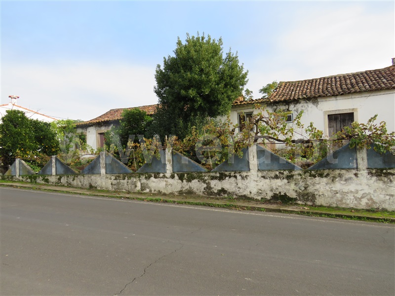 Moradia / Rio Maior, Correias