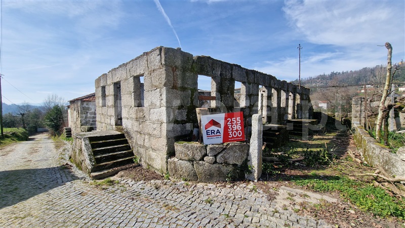 Moradia Rústica / Amarante, Mancelos