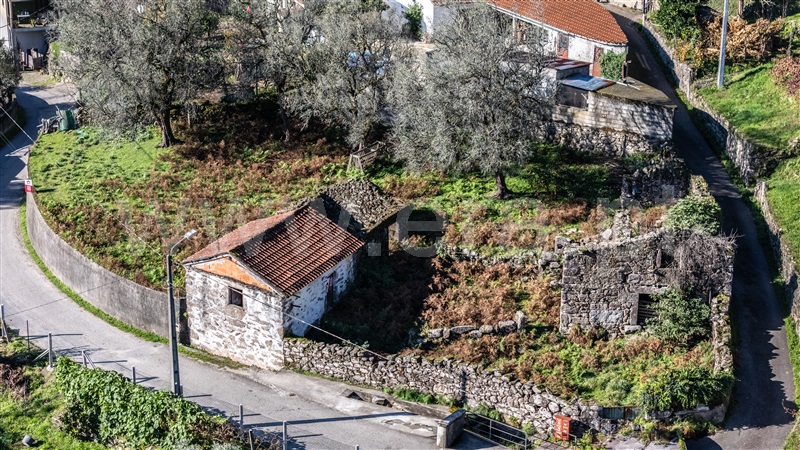 Moradia Rústica / Arcos de Valdevez, Alvora e Loureda