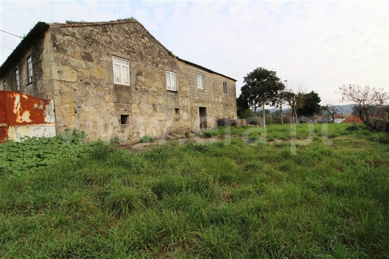 Moradia Rústica / Barcelos, Chorente, Góios, Courel, Pedra Furada e Gueral