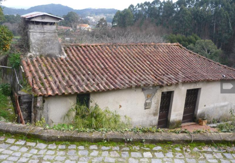 Moradia Rústica / Barcelos, Quintiães e Aguiar
