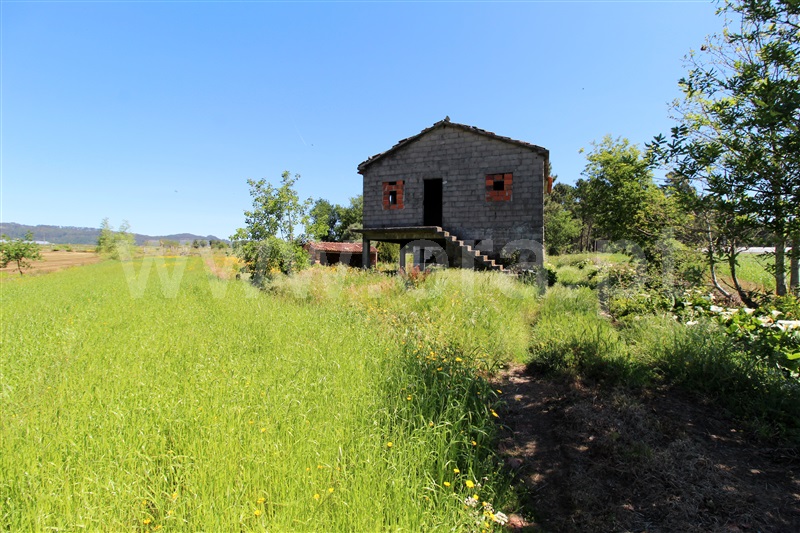Moradia Rústica / Barcelos, Roriz
