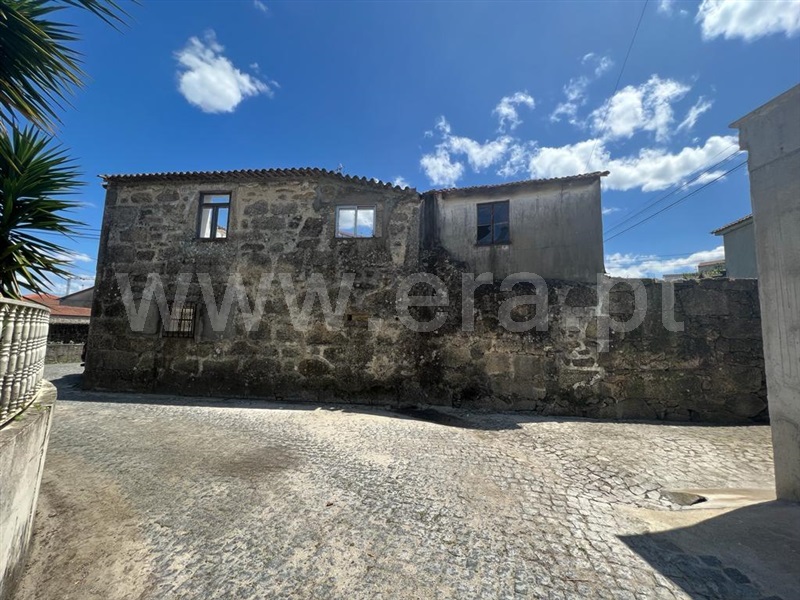 Moradia Rústica / Barcelos, Vila Seca