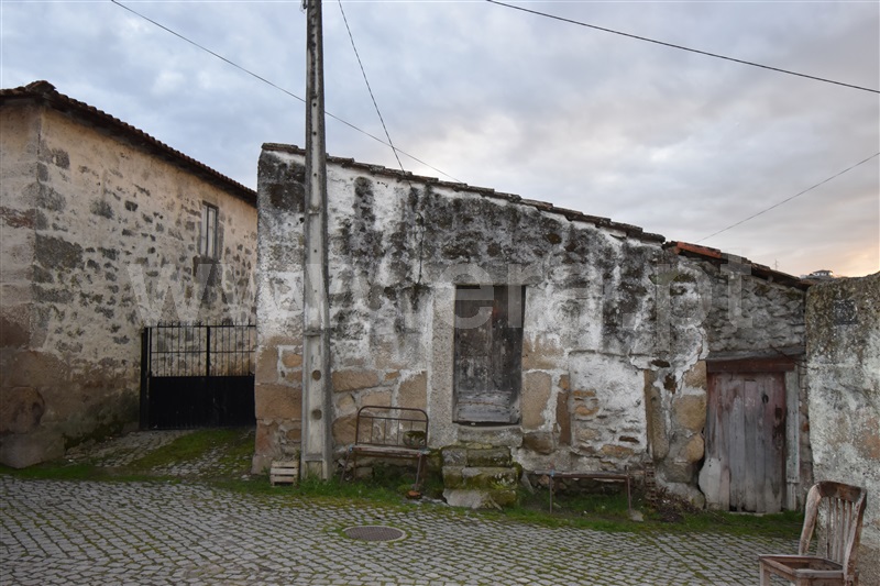 Moradia Rústica T0 com Terreno Chaves, Pereira de Veiga - 1419378 - 5