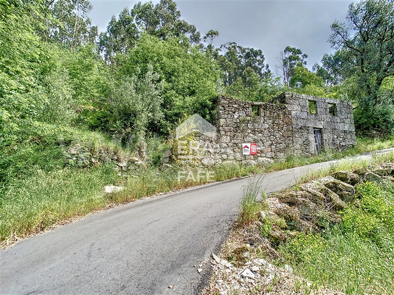 Moradia Rústica / Fafe, Freitas e Vila Cova