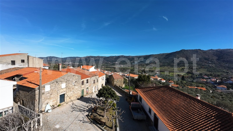 Moradia Rústica / Guarda, Aldeia Viçosa