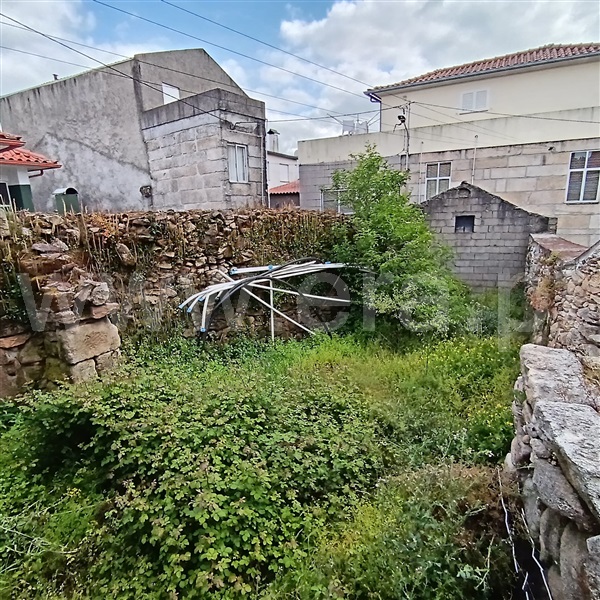 Moradia Rústica  Mangualde, Tavares (Chãs, Várzea e Travanca) - 1481071 - 1
