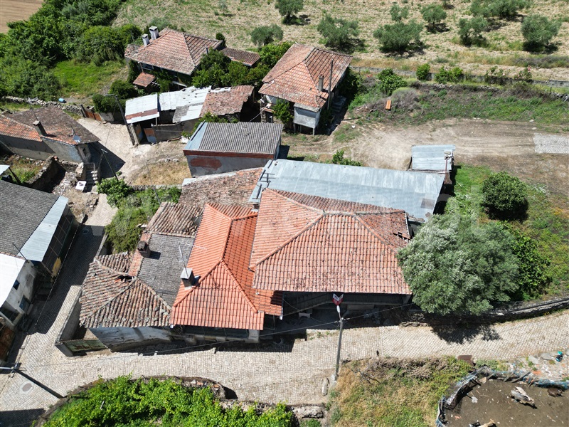 Moradia Rústica / Mirandela, Suçães